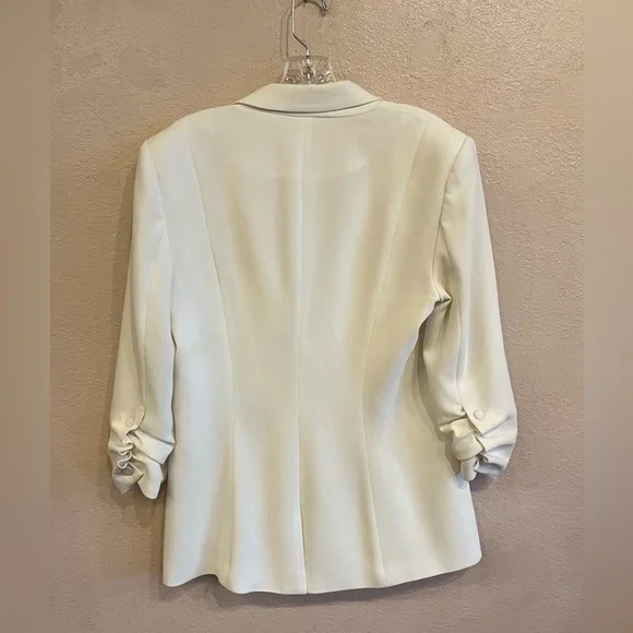 Cinq à Sept Khloe Crepe Blazer Ivory Ruched Three Quarter Sleeves Size 8 - Picture 4 of 8